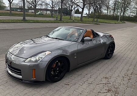 Nissan 350Z ROADSTER INVIDIA V1 Bose