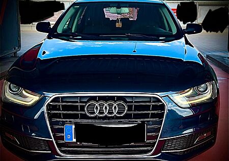 Audi A4 Avant 8 Gang Diesel 2.0 TDI DPF multitr.Attr.