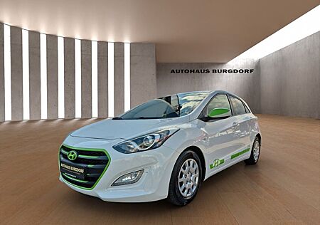 Hyundai i30 Lim. 1.4 CRDi Klima PDC Sitzheizung Tempomat