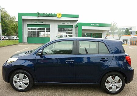 Toyota Urban Cruiser Town 1 Hand