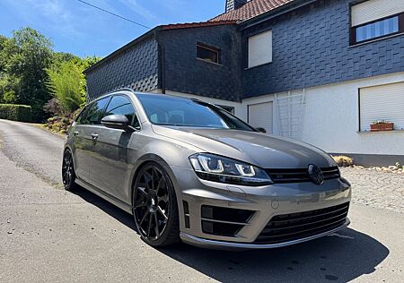 VW Golf Volkswagen 2.0 TSI DSG 4MOTION BMT R Variant R