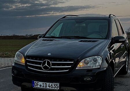Mercedes-Benz ML 320 CDI 4MATIC -