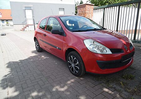 Renault Clio 1.2 16V 48kW TÜV neu