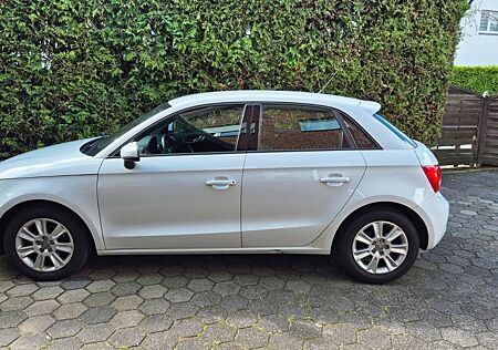 Audi A1 1.2 TFSI Attraction Sportback Attraction