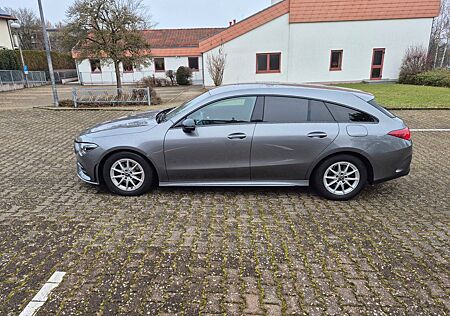 Mercedes-Benz CLA 180 Shooting Brake -