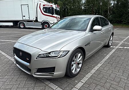 Jaguar XF 2.0d S 119tkm | Euro6 | Sehr gepflegt
