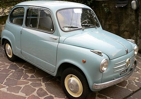 Fiat 600 PRIMA SERIE "MILLEMIGLIA"
