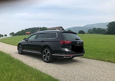 VW Passat Volkswagen 2.0 TDI SCR 147kW DSG 4M Elegan. Vari...