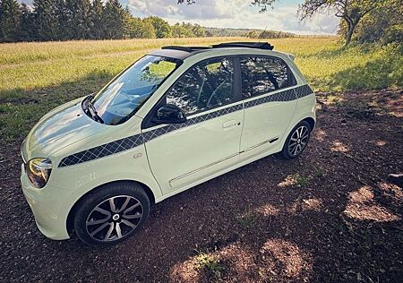 Renault Twingo Vollausst. Traum- TCe 90 La Parisienne