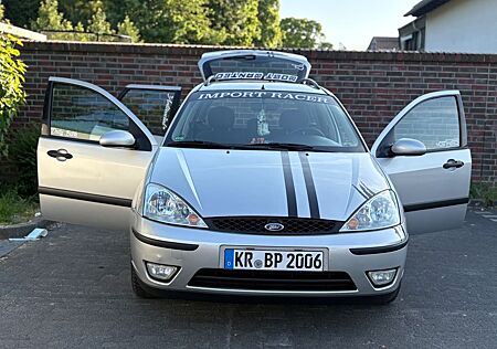 Ford Focus 1.6 -