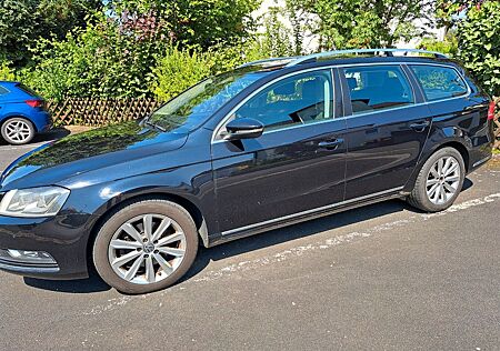 VW Passat Variant Volkswagen 1.6 TDI 105 PS
