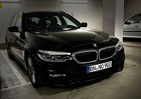 BMW 520d Touring M-Sport HeadUp LED Ambiente