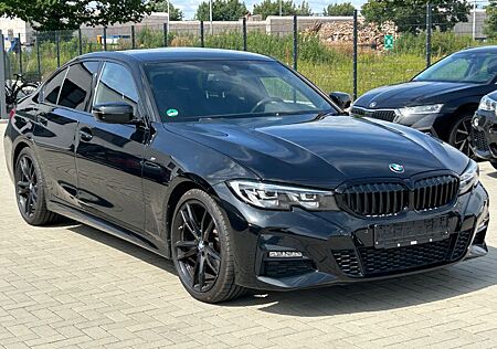 BMW 320 i M Sport/1.Hand/DAB/LED