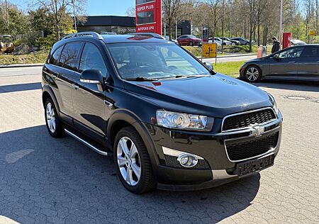 Chevrolet Captiva 2.2 D LTZ 4WD*TÜV 06/2027*7 SITZER*XENON