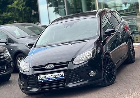 Ford Focus Turnier Titanium/T-LEDER/NAVI/SHZ/PDC/TEMP