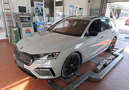 Skoda Octavia Combi RS VIRTU/DAB/LED/CANTON/KAMERA/HUD