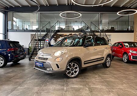 Fiat 500L Trekking *PANORAMAGLASDACH*NAVI*VOLLLEDER*