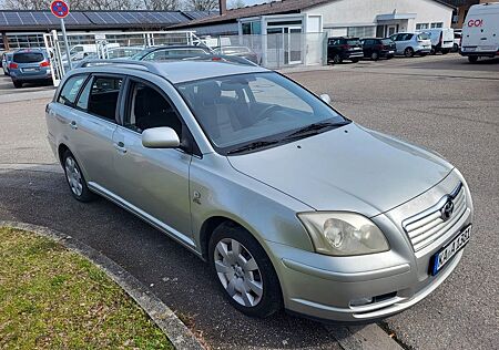 Toyota Avensis Combi 2.0 D-4D -