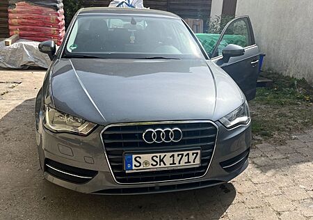 Audi A3 1.6 TDI Ambiente Sportback Ambiente