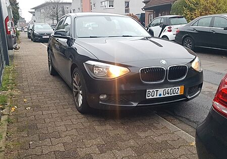 BMW 125d Aut. 1. Hd., Unfallfrei Top Zust., TÜV Neu