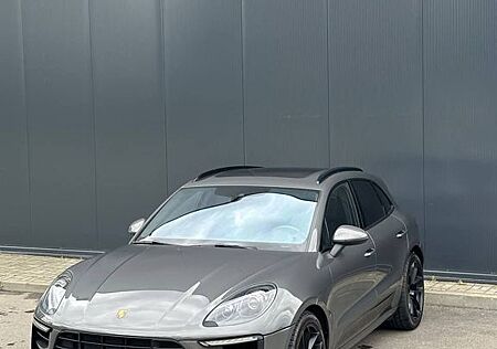 Porsche Macan Turbo