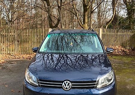 VW Touran Volkswagen 1.6 TDI DSG Comfortline