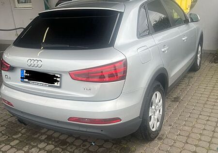 Audi Q3 2.0 TDI 103kW -