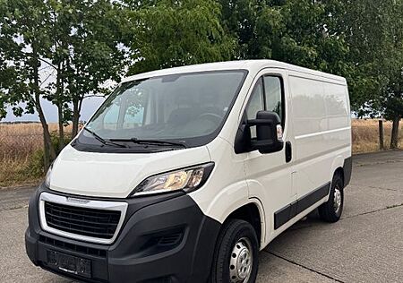 Peugeot Boxer Kasten 328 L1H1 Pro BlueHDi 120 Stop&Start