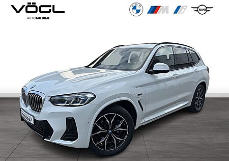 BMW X3 xDrive30e M Sport Laserlicht Panoramadach AHK
