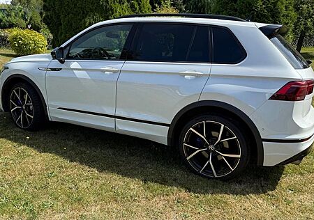 VW Tiguan Volkswagen 2.0 TSI OPF DSG 4MOTION R R