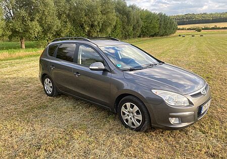 Hyundai i30 CW 1.6 CRDi 66 kW Classic Classic