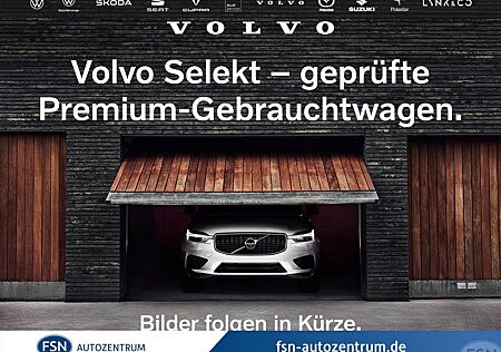 Volvo EX30 gebraucht kaufen Volvo EX30 Single Motor Extended Range Plus