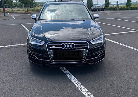 Audi S3 2.0 TFSI quattro Sportback -