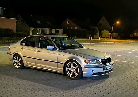 BMW 320i -E46