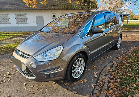 Ford S-Max 2,2 TDCi 147kW DPF Titanium