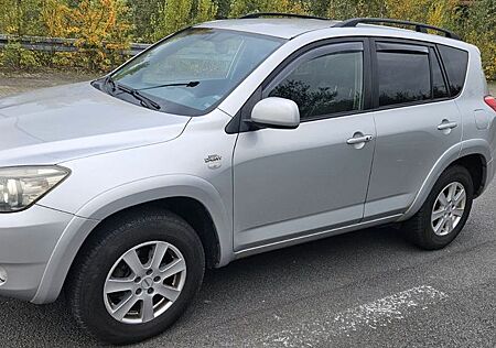 Toyota RAV 4 2.2-l-D 4x4