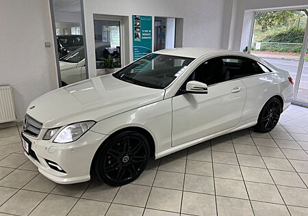 Mercedes-Benz E 350 CDI COUPE AMG-LINE 19´´AMG LED COMAND