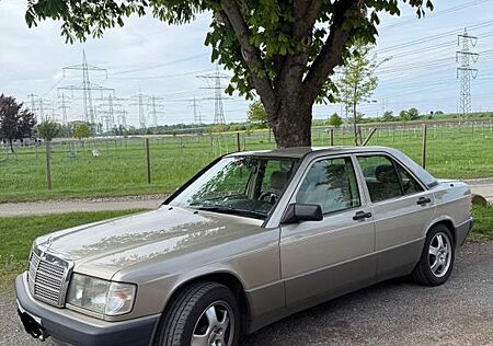 Mercedes-Benz 190