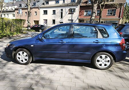 Kia Cerato 1.6 LX Steilheck LX