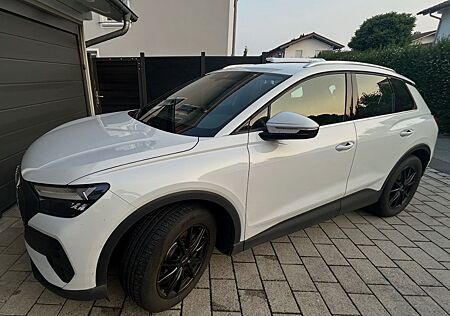 Audi Q4 e-tron 40 e-tron -