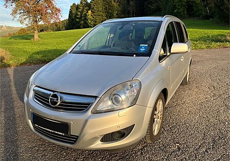 Opel Zafira 1.8 Family
