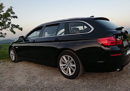 BMW 520d Touring - Sport Line
