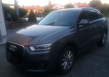 Audi Q3 2.0 TDI 130kW S tronic quattro -