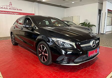 Mercedes-Benz CLA 180 Shooting Brake CLA 180 d Shooting Brake *1. Hd.+ SH+ LED+ Navi
