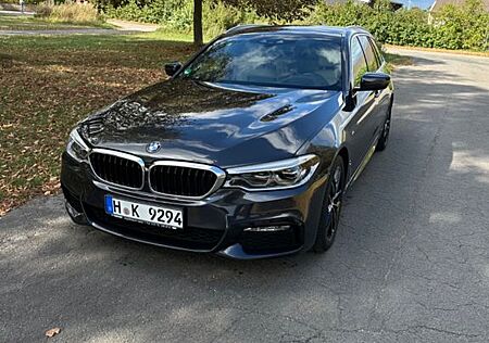 BMW 530i Touring A - M Sportpaket