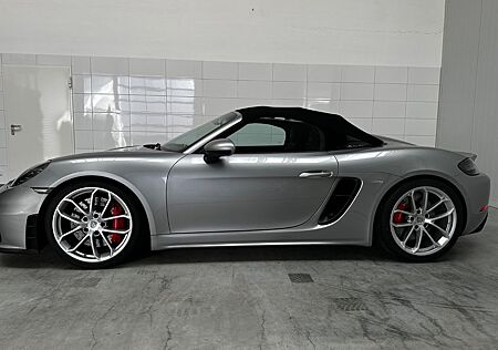 Porsche 718 Boxster Spyder