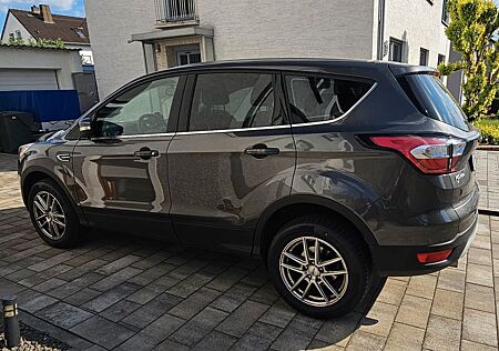 Ford Kuga 1,5 EcoBoost 2x4 110kW Trend Trend