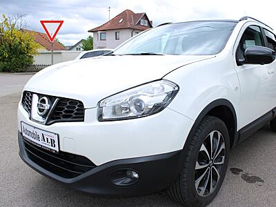 Nissan Qashqai *ALLRAD*KLIMAAUTO*360°-KAMERA*PANO*NAVI*