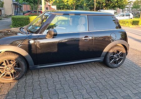 Mini ONE Cooper R56 BJ.2011