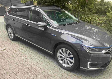 VW Passat Variant Volkswagen GTE Variant GTE Highline*AHK*Pano